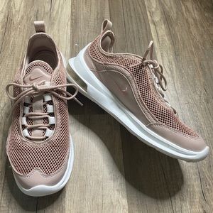 Nike Air Max Womens Running Shoe Beige Bronze Sz 8